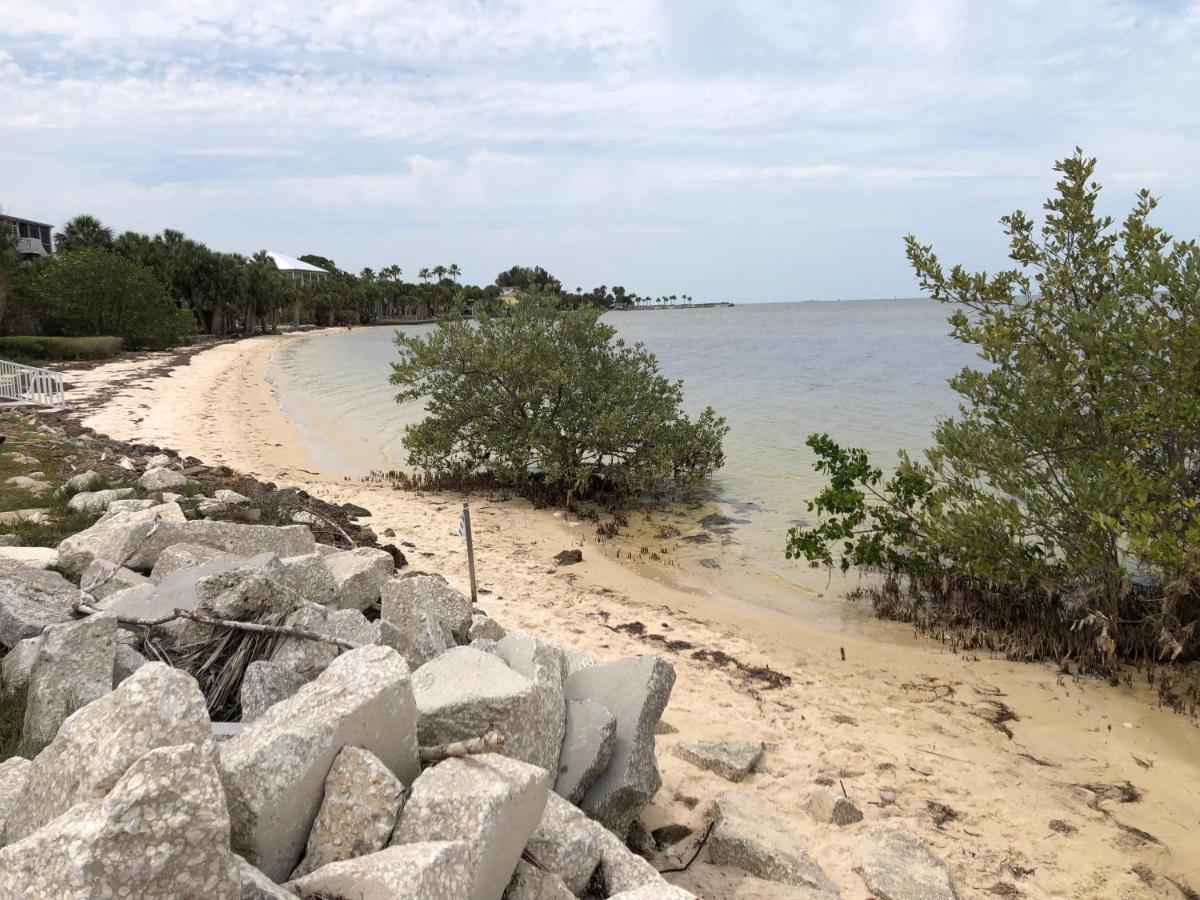 Beachfront House Pine Island, Tampa, Orlando Villa Weeki Wachee Exterior foto